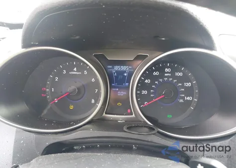 2015 Hyundai Veloster Re:flex z USA, uszkodzony, nr VIN KMHTC6AD4FU219128